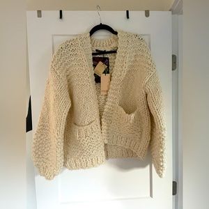 Scotch & soda hand knit open front cream cardigan.